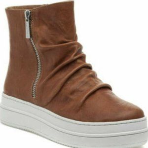 J/Slides Gel Cushioned Leather Comfort Boots 8M Brand New With Box